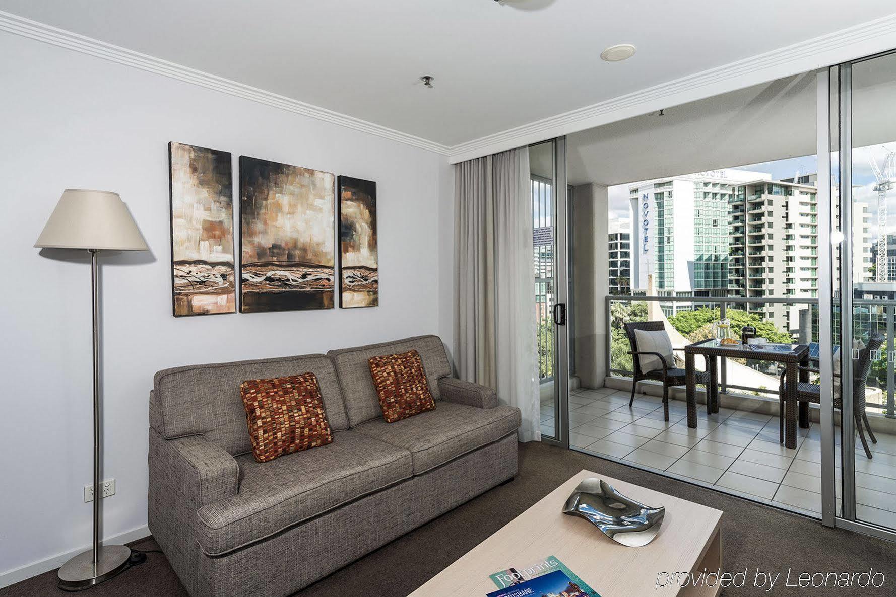 Oaks Brisbane Lexicon Suites ภายนอก รูปภาพ