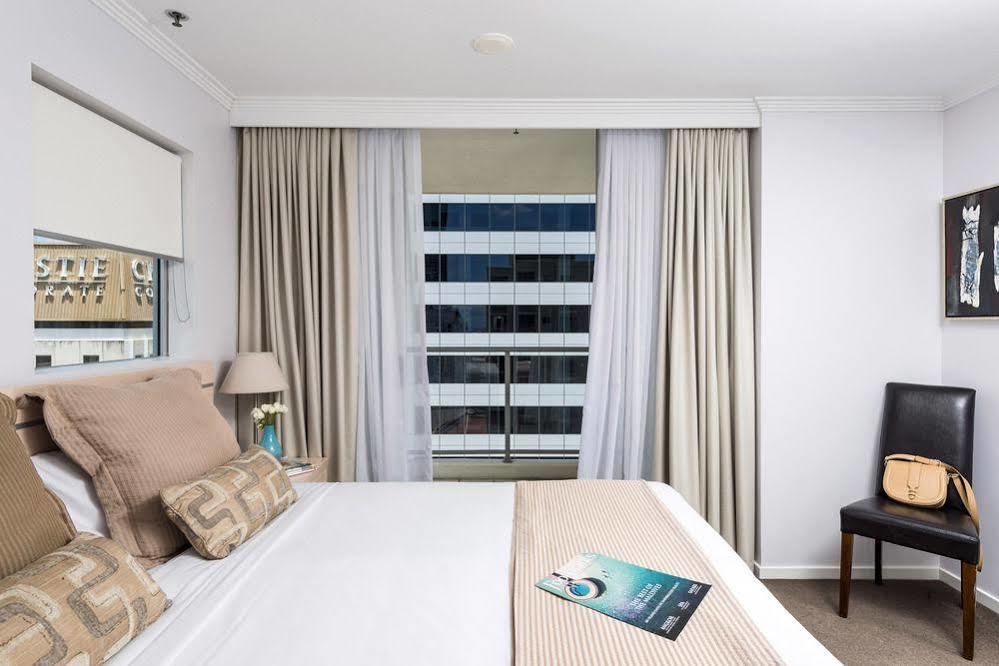 Oaks Brisbane Lexicon Suites ภายนอก รูปภาพ