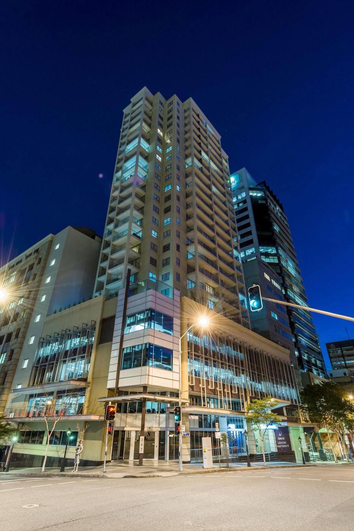 Oaks Brisbane Lexicon Suites ภายนอก รูปภาพ