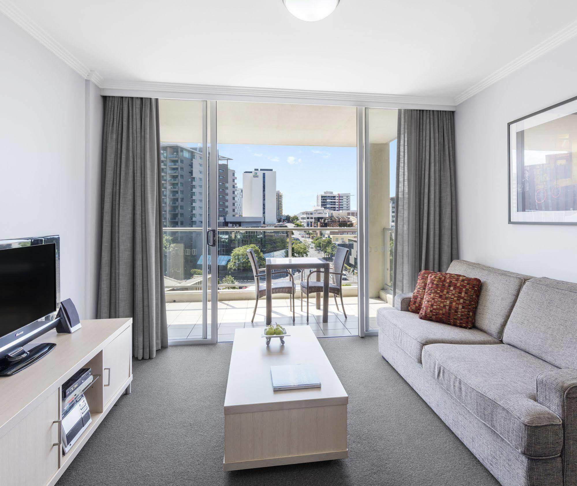 Oaks Brisbane Lexicon Suites ภายนอก รูปภาพ